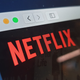 Ilustración para el artículo titulado Todo lo que necesitas para ver Netflix en 4K en tu Mac